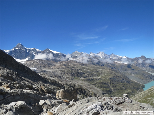 ...schon obem Tälli, Rimpfischhorn, Allalinhorn, Mittaghorn, Mattmark See