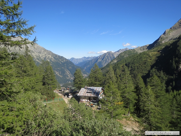 ...von Belvedere, Blick talauswärts ins Val Anzasca 