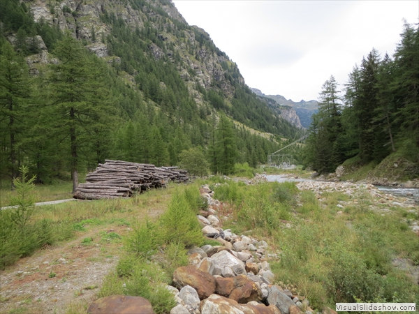 ...Blick talauswärts Richtung Gondo...