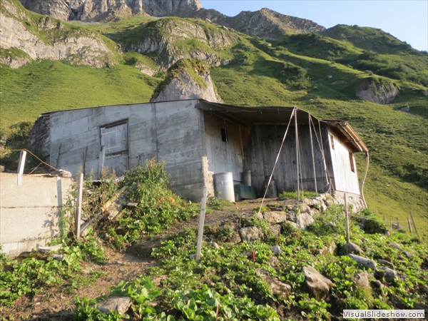 ...die Hütte, in der wir übernachten