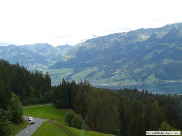 ...Fahrt hinunter nach Sarnen 