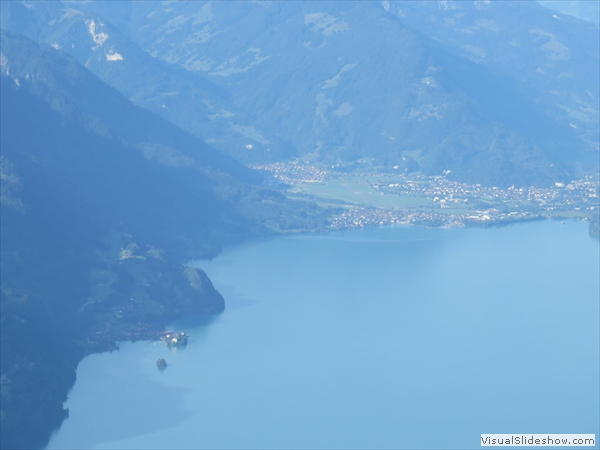 Bönigen, das Vettlischwand ist zu erkennen