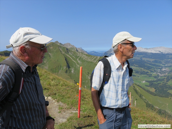 Peter entscheidet sich, über Schönbüel nach Turren abzusteigen