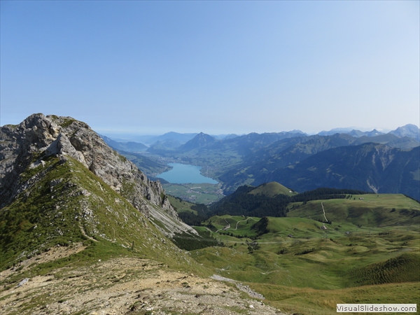 der Sarnersee, links Mändli