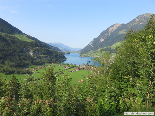 ...auf der Heimfahrt Blick zurück auf Lungernsee und Pilatus